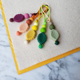 Tirette FEUILLE pour fermeture éclair, zipette, aide l'autonomie des petit, accessoire sensoriel, bille de silicone