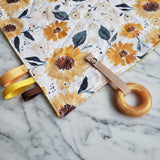 Mini doudou étiquettes TOURNESOLS, doudou sensoriel, attache pour suce, cadeau de shower