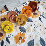 Mini doudou étiquettes TOURNESOLS, doudou sensoriel, attache pour suce, cadeau de shower