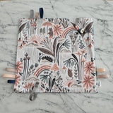 Mini doudou étiquettes JARDIN D'AUTOMNE, mini doudou, doudou sensorielle, bille de dentition, accessoire pour bébé, cadeau de shower