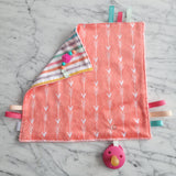 Doudou étiquettes FLEURS COLORÉES, mini doudou, doudou sensorielle, bille de dentition, accessoire pour bébé, cadeau de shower