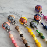 Attache-suce ÉCUREUIL, roux ou gris