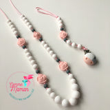 Attache-suce DAISY, Attache-suce personnalisée, petite fleur, cadeau de shower