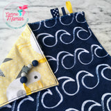 Doudou étiquettes MOUETTES, goéland, mini doudou, doudou sensorielle, bille de dentition, accessoire pour bébé, cadeau de shower