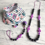 Bavoir FLEURS RAYÉ NOIR, bavoir 3-24 mois, cadeau de shower