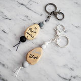 Porte-clés personnalisée, peint à la main, cette maman appartient à, cadeau maman, fête des mères