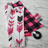 Doudou étiquettes CARREAUTÉ ROSE, bucheron, mini doudou, doudou sensorielle, bille de dentition, accessoire pour bébé, cadeau de shower