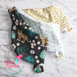 Bavoir LÉOPARD, coeurs, motif léopard or, bavoir 3-24 mois, 3 ajustements possible, cadeau de shower, accessoires de dentition