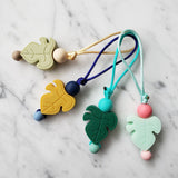 Tirette FEUILLE TROPICALE pour fermeture éclair, zipette, aide l'autonomie des petit, accessoire sensoriel, bille de silicone