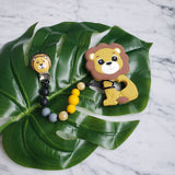Attache-suce LION ou TIGRE, attache peint à la main, jouet de dentition, cadeau de shower