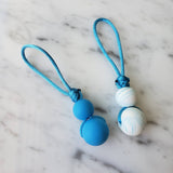 DUO de MINI tirettes pour fermeture éclair, ens. de 2 zipettes, aide-zip, identificateur de sac,  accessoire sensoriel, bille de silicone