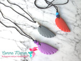 Pendentif PLUME, collier pour enfant, mâchouille, accessoire sensoriel, anti-stress, TDAH, TSA